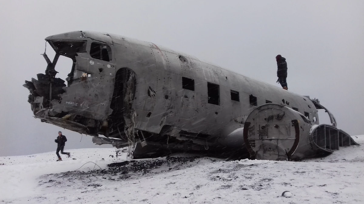 останки от Douglas Super DC-3 Dakota (Исландия)